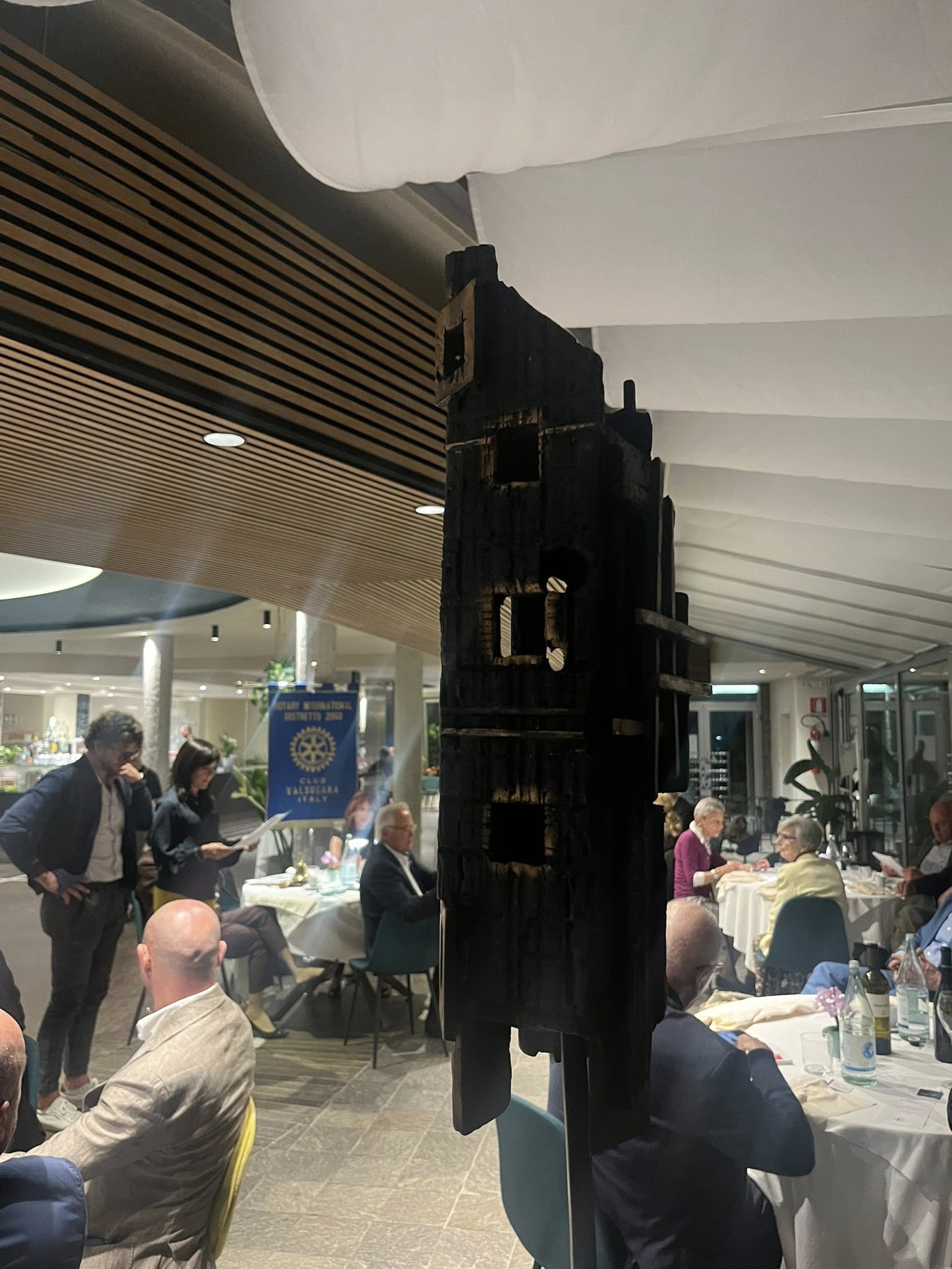 550218639 122171006120465129 6810342251546062043 n